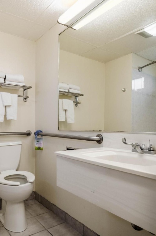 Days Inn by Wyndham Panguitch image 11